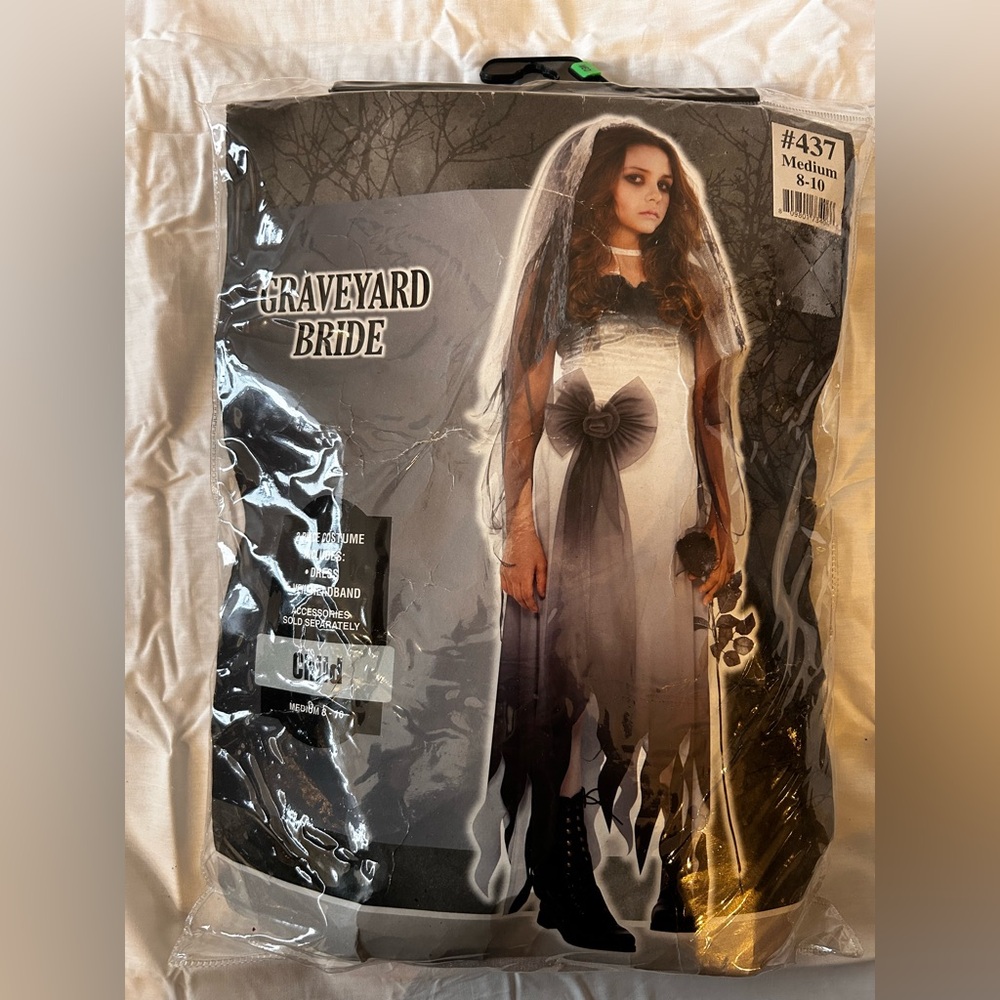 Graveyard Bride Kids‎ Costume size 8-10